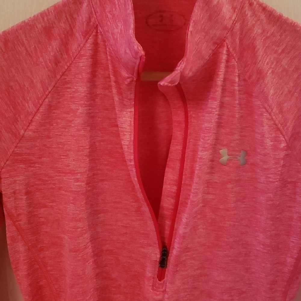 Under Armour long sleeve Running top - Picture 5 of 6